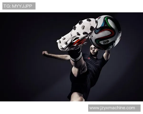 足球明星脚样高清图片展示让你近距离欣赏他们的独特风采与技艺魅力 足球明星脚样高清图片展示让你近距离欣赏他们的独特风采与技艺魅力